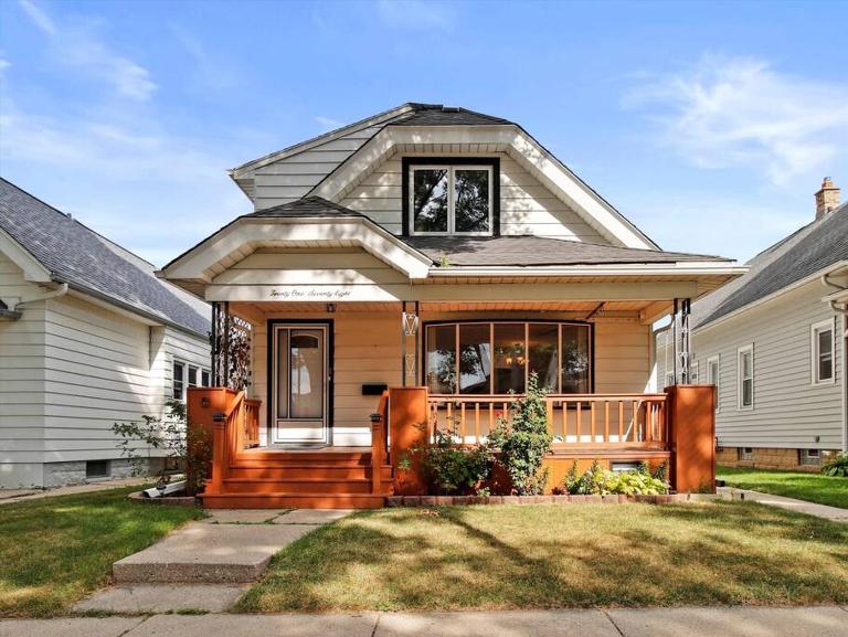 Convenient 5 bedroomMetro Milwaukee Brewers! - B&B West Allis