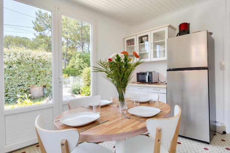 Maison pour 5 entre plage et forêt - B&B La Barre-de-Monts