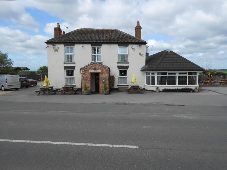Fox and Hounds Country Inn - Bed and Breakfast Willingham
