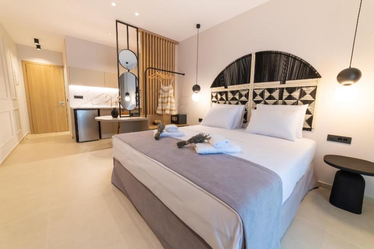 Anesis Deluxe Apartments - Bed and Breakfast Párga