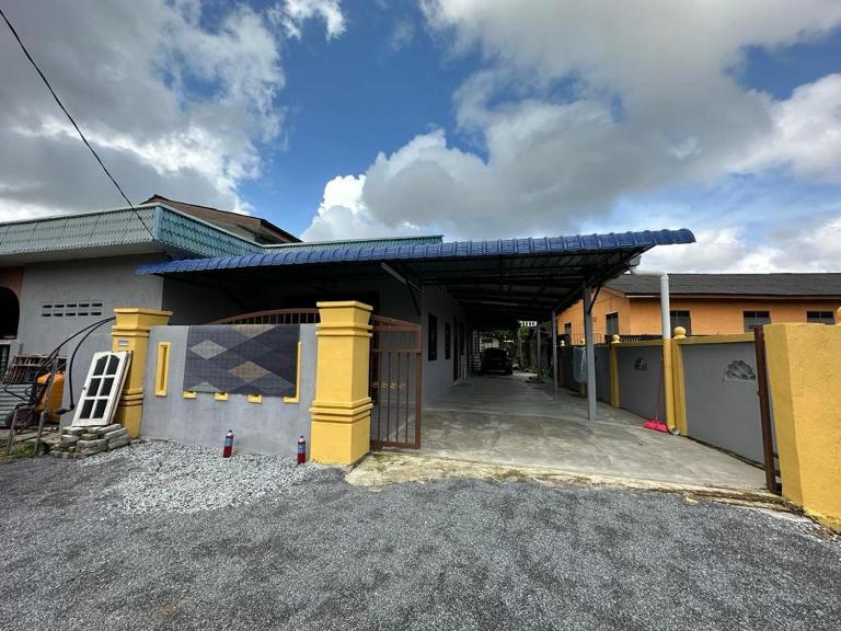 Mak Ani Homestay - B&B Kuala Terengganu