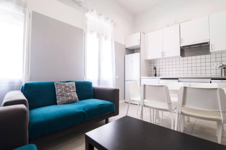 3Dormitorios 2Baños -Malasaña-VELAR - B&B Madrid