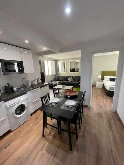 Apartamento IV Alcalá-Retiro. Ideal Parejas - B&B Madrid