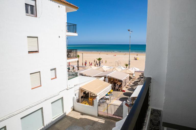 Casa Luz del Carmen: Seafront Terrace - B&B Barbate