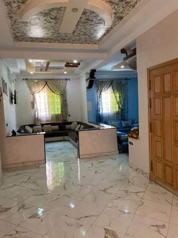 AMAZIGH BIG Family APARTMENT - Chambres d'hôtes Meknès