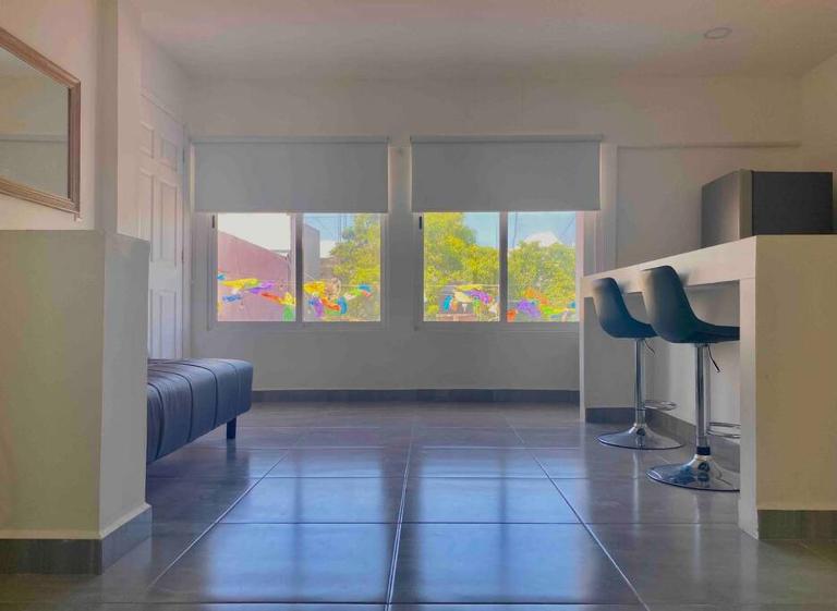 5th Av Studio Close to the Beach ADO Ferry & Mall - Bed and Breakfast Playa del Carmen