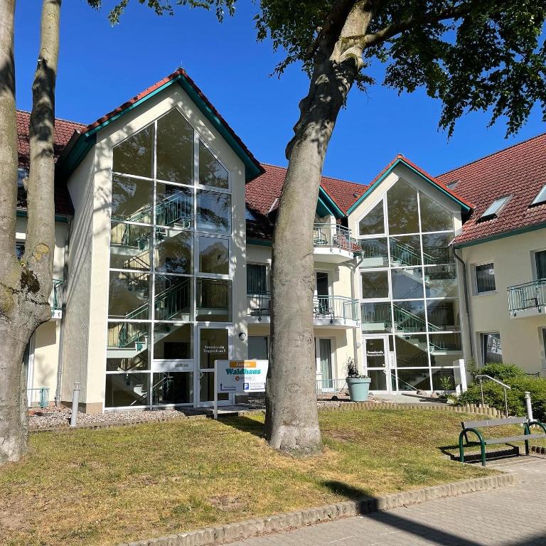 FEWO 33- mit Balkon - B&B Seebad Zempin