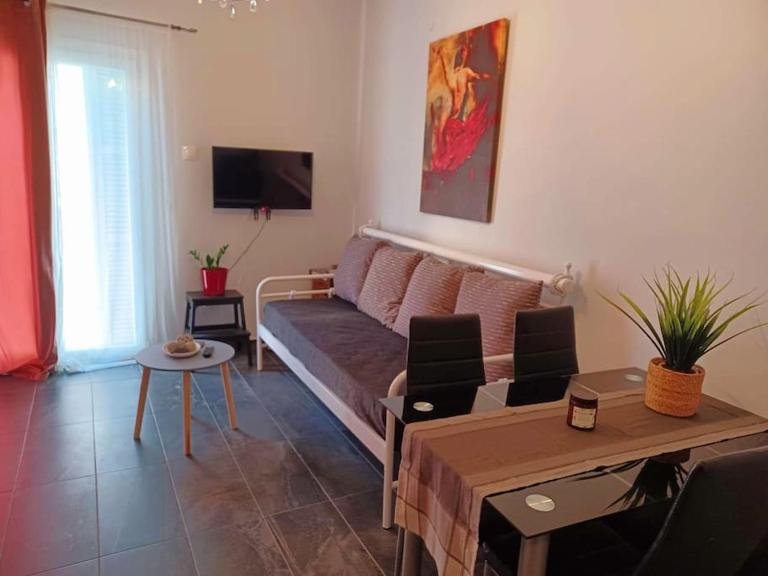 Ranias cozy apartment university - B&B Karyófyto