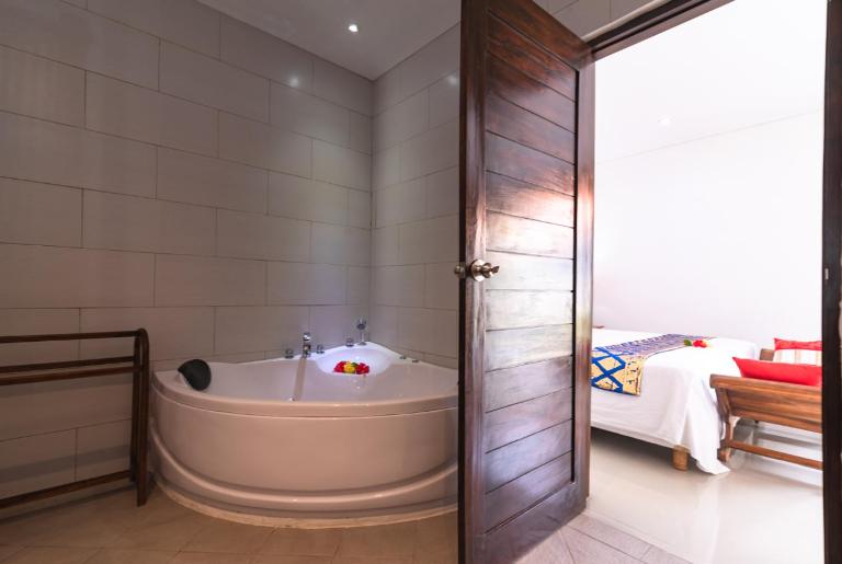 Villas Anna Bali - B&B Lovina