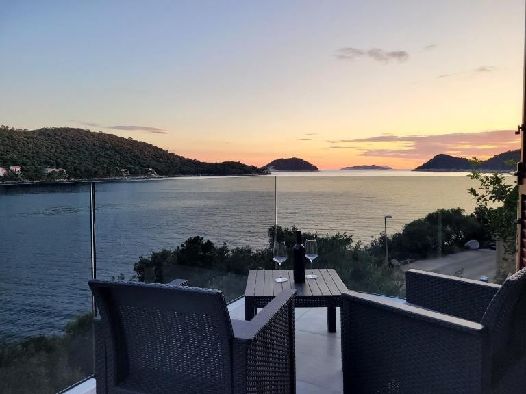 Dragovoda bay - B&B Ubli