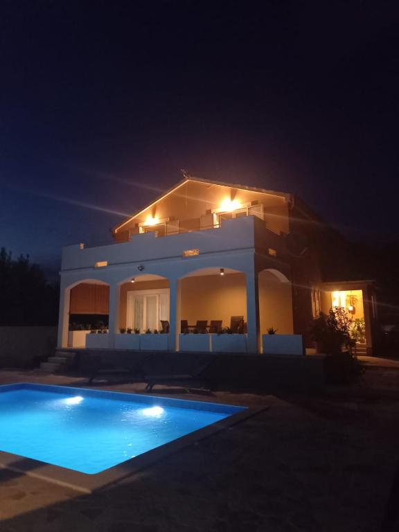 Leggiero - B&B Benkovac