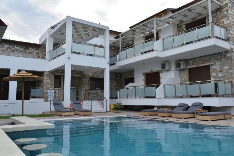 Dioscuri Deluxe Apartments - Ferienwohnung Chrysí Ammoudiá