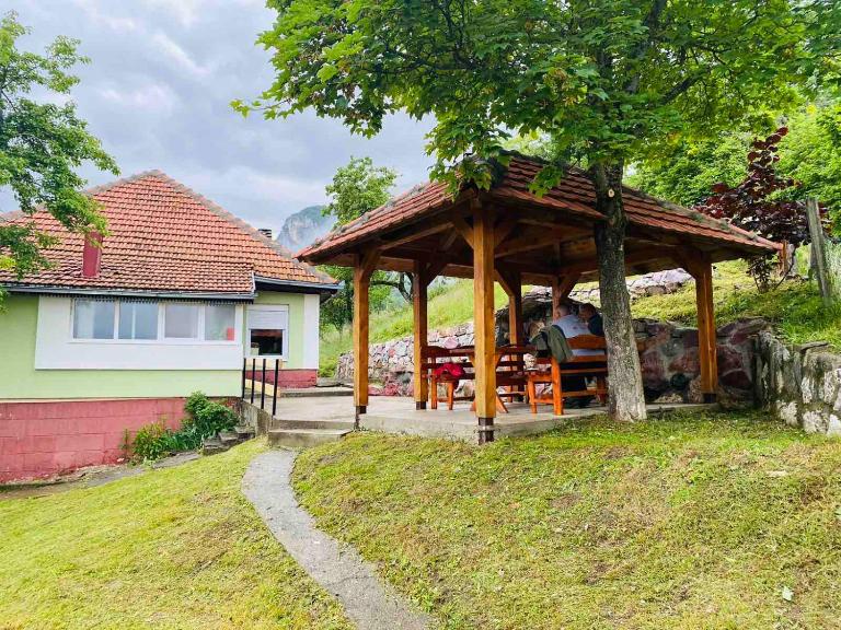 Seosko Domaćinstvo Vulević - B&B Andrijevica