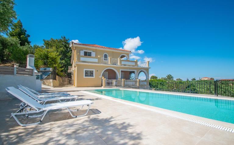 Andelica Holiday Villa by "elite" - Bed and Breakfast Laganás