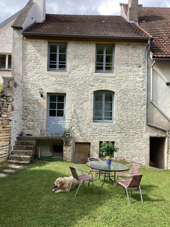 La Mamone - B&B Ornans