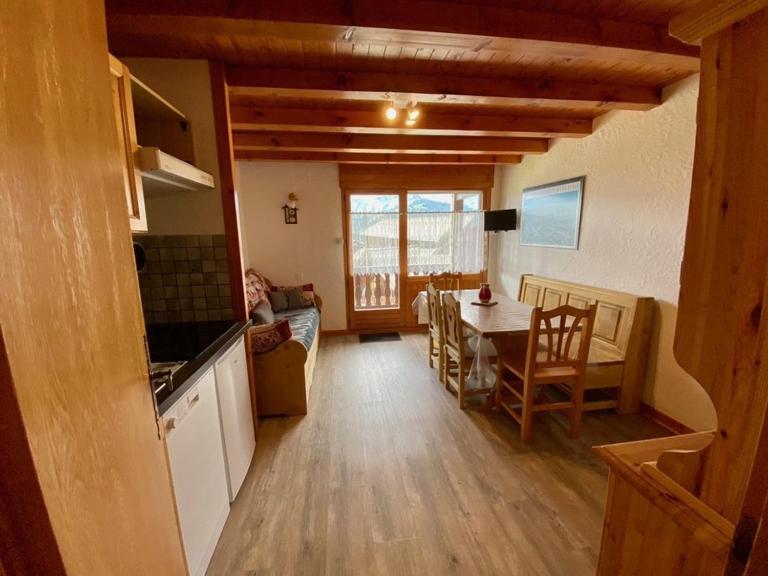 Appartement 4 pers, proche station, balcon ouest, parking couvert - Crest-Voland - FR-1-733-73 - B&B Crest-Voland