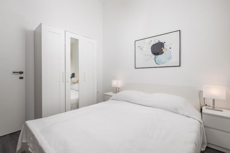 Apartment with balcony Nest In 2 - Chambres d'hôtes Rijeka