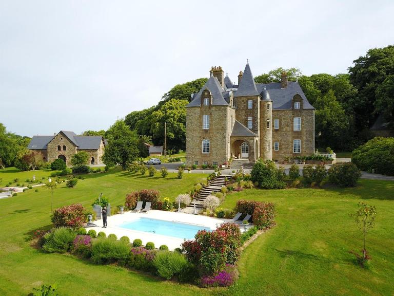 Château de Montbrault - Ferienwohnung Fleurigné