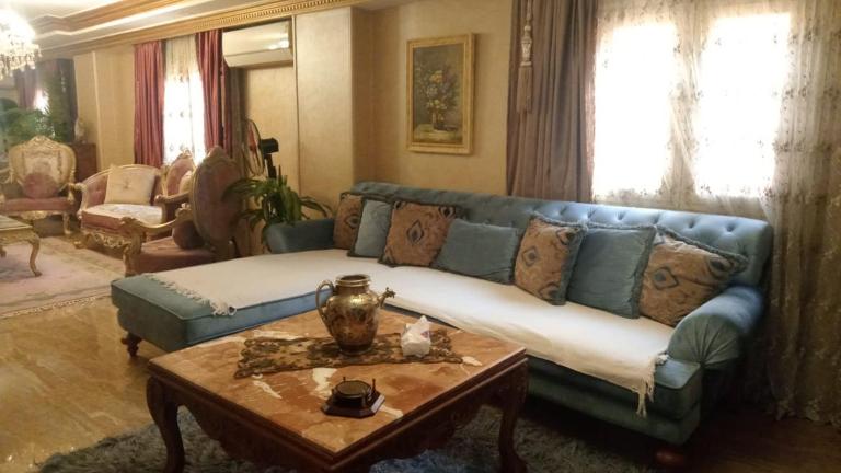 5 Stars Apartment - Bed and Breakfast Caïro