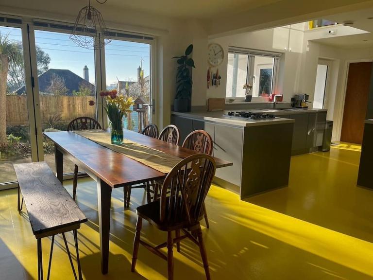 Stunning, Modern and Spacious House - Truro - B&B Truro