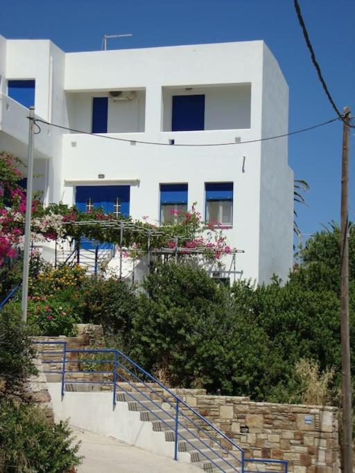 Emilianos Studios 105 - Bed and Breakfast Chios