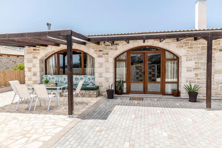 Villa Aloe - Bed and Breakfast Pitsídia
