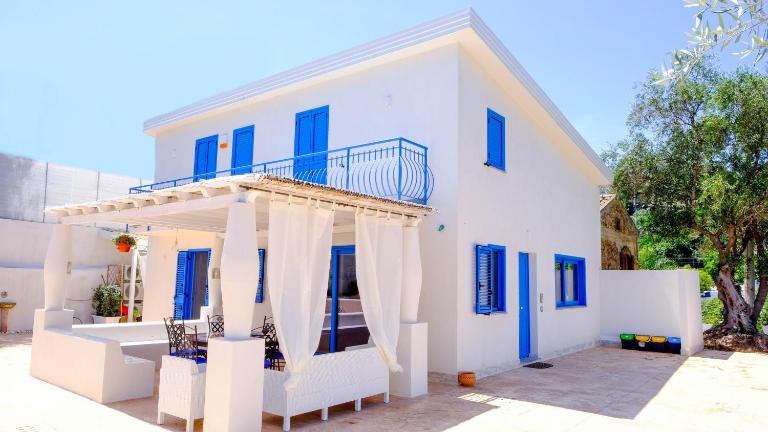 Villa dei Due Ulivi - Bed and Breakfast Capo d'Orlando