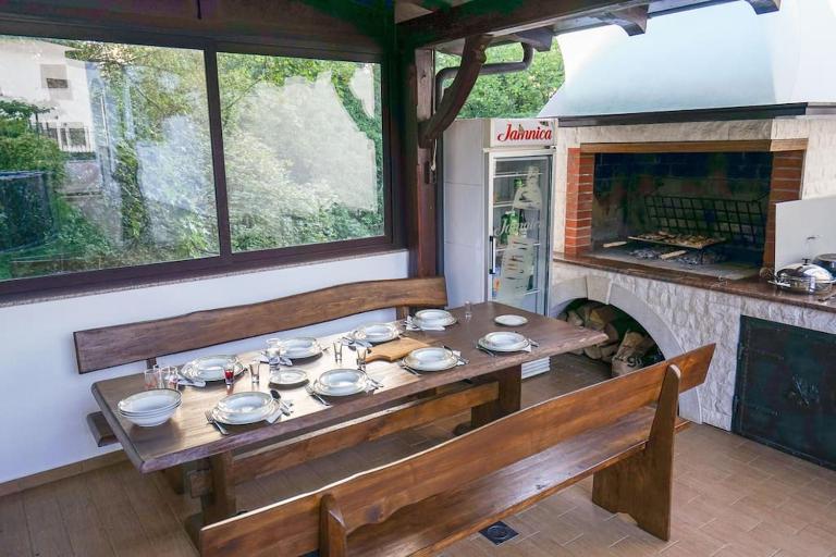 Apartman Kristijan - Bed and Breakfast Viškovo