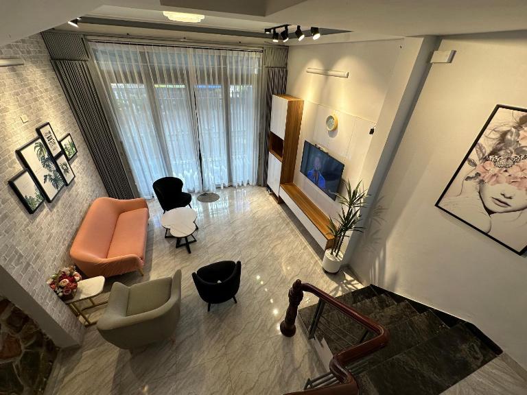 Oron Nhatrang House - B&B Nha Trang