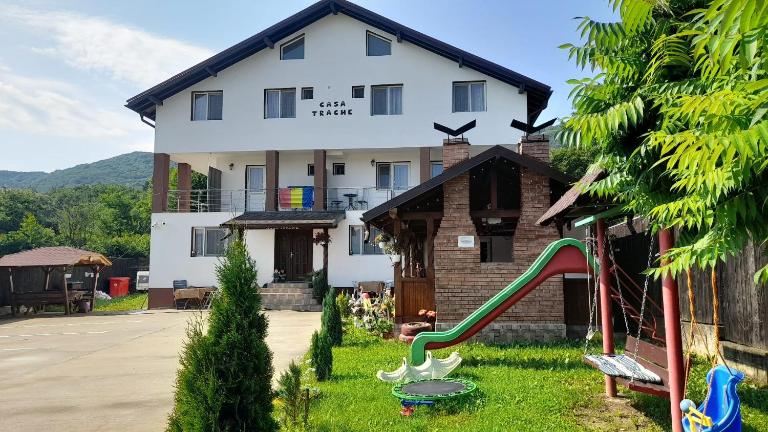 Casa Trache - B&B Călimăneşti