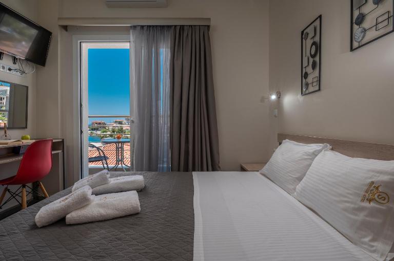 Sunshine Apartments - Ferienwohnung Neos Marmaras, Halkidiki