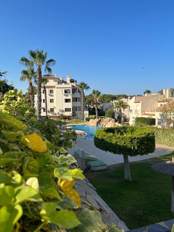 Apartamento en Orihuela Costa con Piscina - B&B Urbanizacion los Balcones