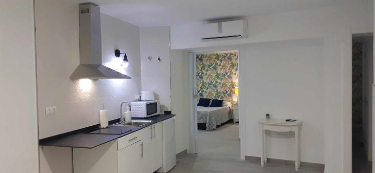 Coqueto Apartamento en el Corazón de Madrid (Sol) - Ferienwohnung Madrid