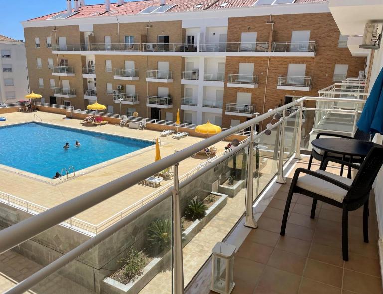 Paradise Found - Stunning 3 Bedroom Apartment in Vila Real de Santo António - B&B Vila Real de Santo António