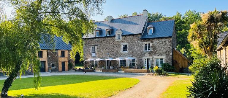 Le Manoir des Haies SPA - B&B Les Champs-Géraux