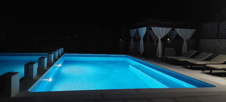 Villa Kristina - Bed and Breakfast Sevid