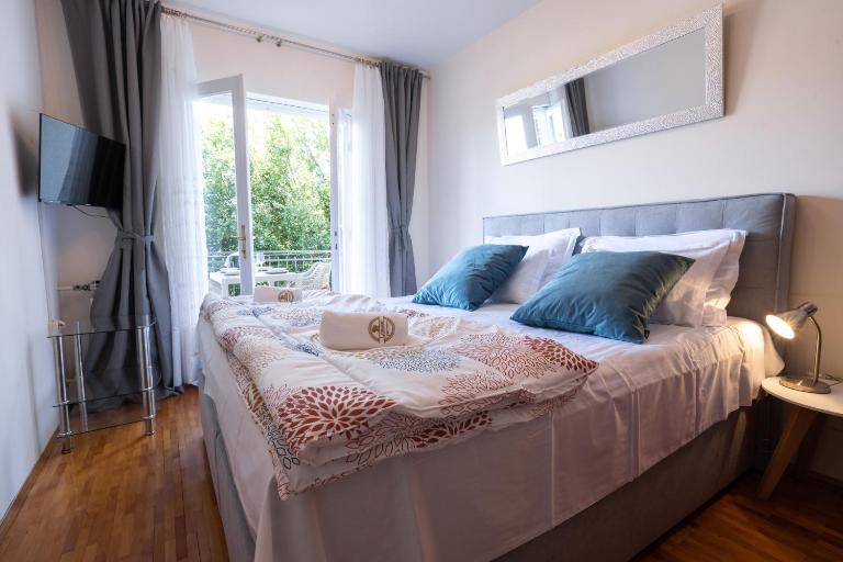 Apartments Lonzor I - Ferienwohnung Selce