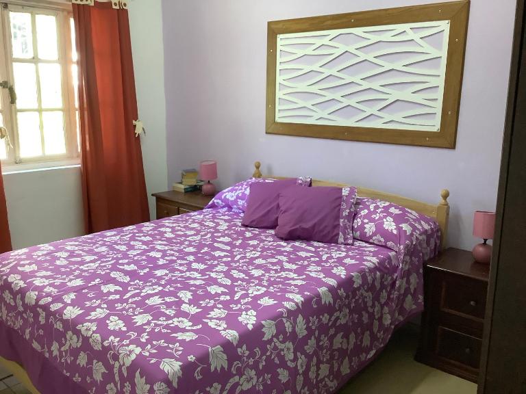 Bora Red Hibiscus Lodge - Ferienwohnung Paripari