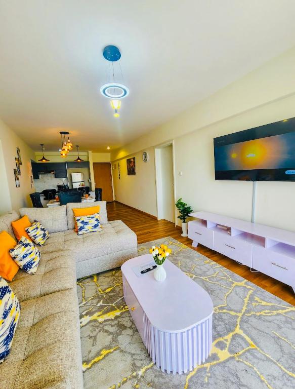 Armonia 2 Bdrm Apt/Gym/Poolview/Wi-Fi/Netflix - B&B Nairobi