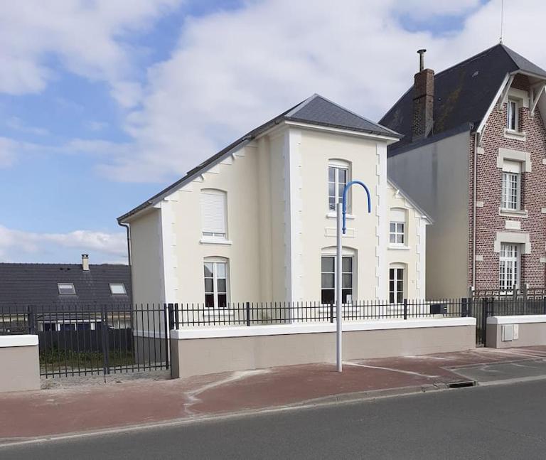 Villa Calot, Maison proche mer, parking, WiFi - B&B Berck