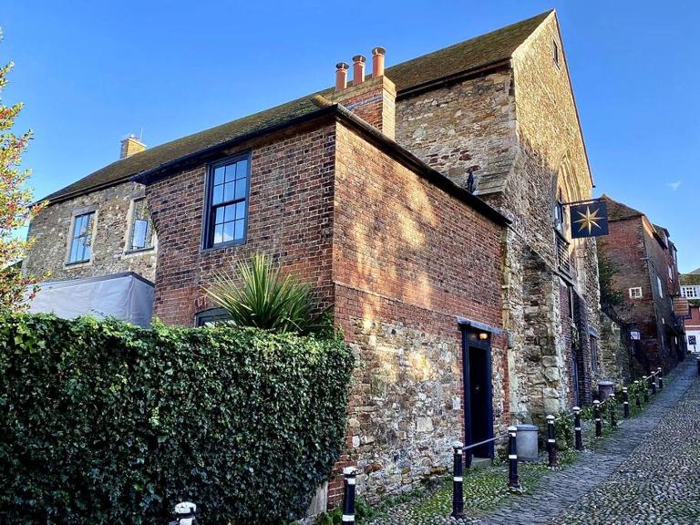 Monastery Cottage - B&B Rye