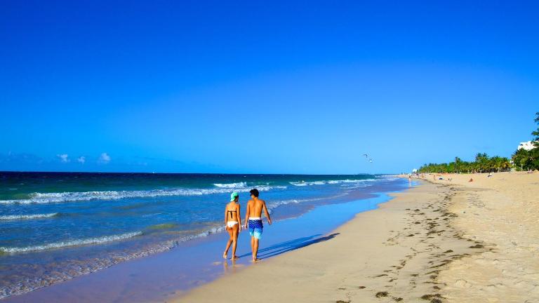2 bdr beach apartment, generator parking included - B&B San Juan