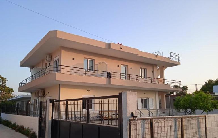 Villa Hysesani - B&B Valona