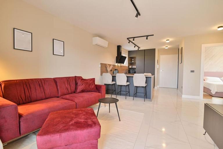 NOIR design apartment - B&B Trogir
