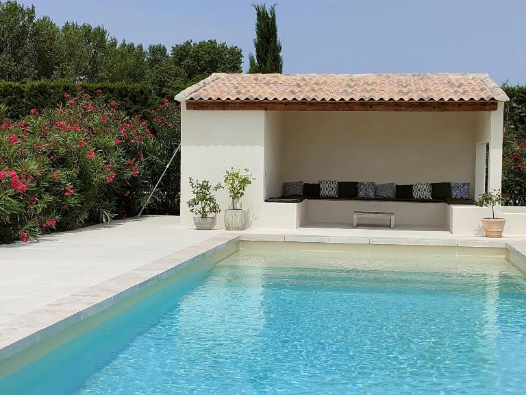 Loft avec piscine privée en campagne proche Saint Remy de Provence - B&B Maillane