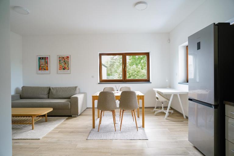 The Dante Villa Apartments - B&B Prague