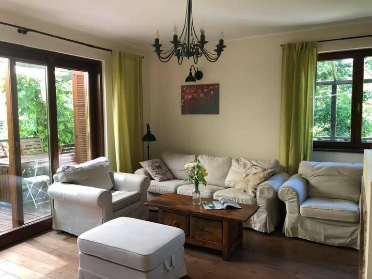 Leśna 6 - House with a garden - B&B Bolechowice