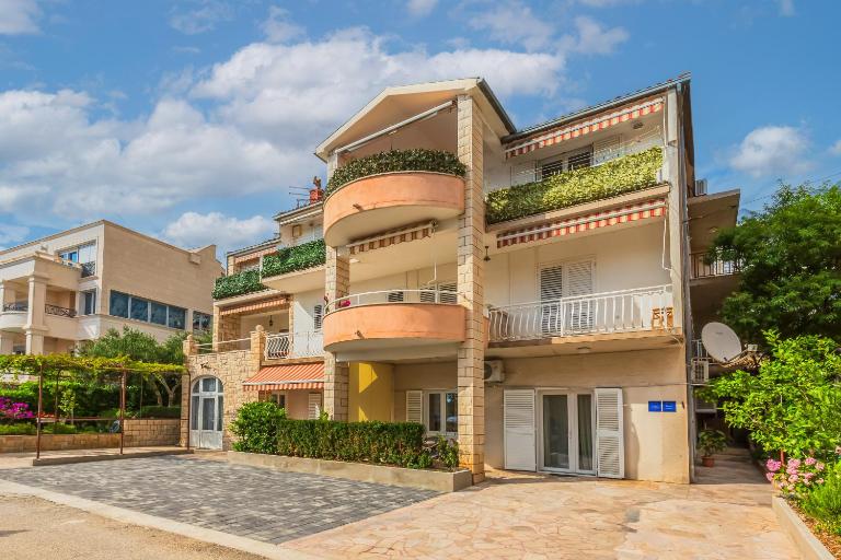 Apartments Daniela - B&B Makarska