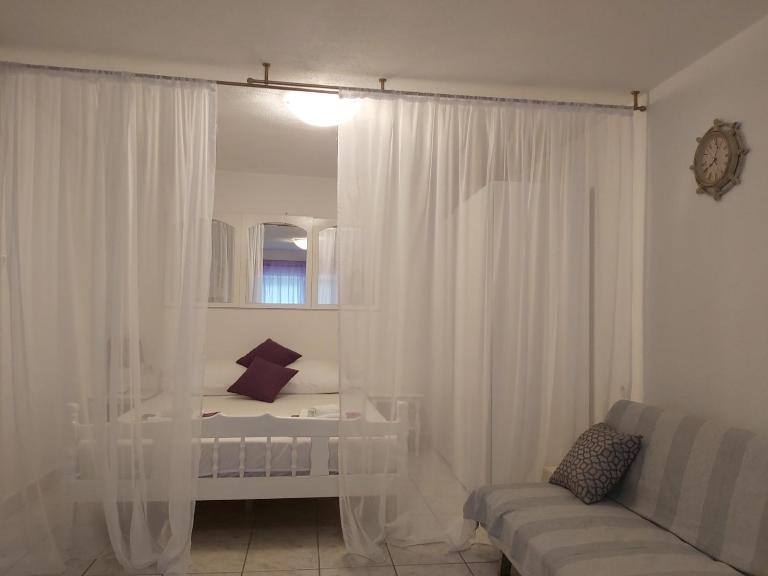 Studio apartman Martina - B&B Segna