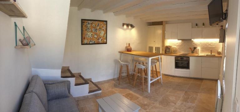 Au calme dans le centre avec terrasse et clim - B&B Saint-Rémy-de-Provence